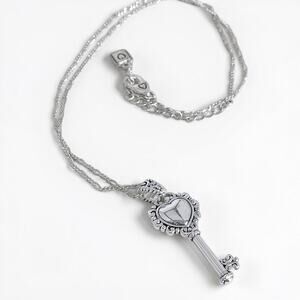 Vintage Silver Tone Heart Skeleton Key Pendant Necklace Love Key 18-20" Chain
